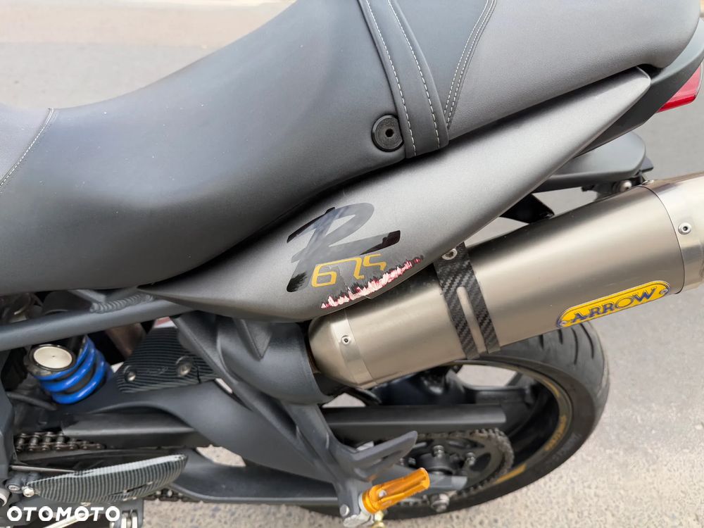 Triumph Street Triple - 15