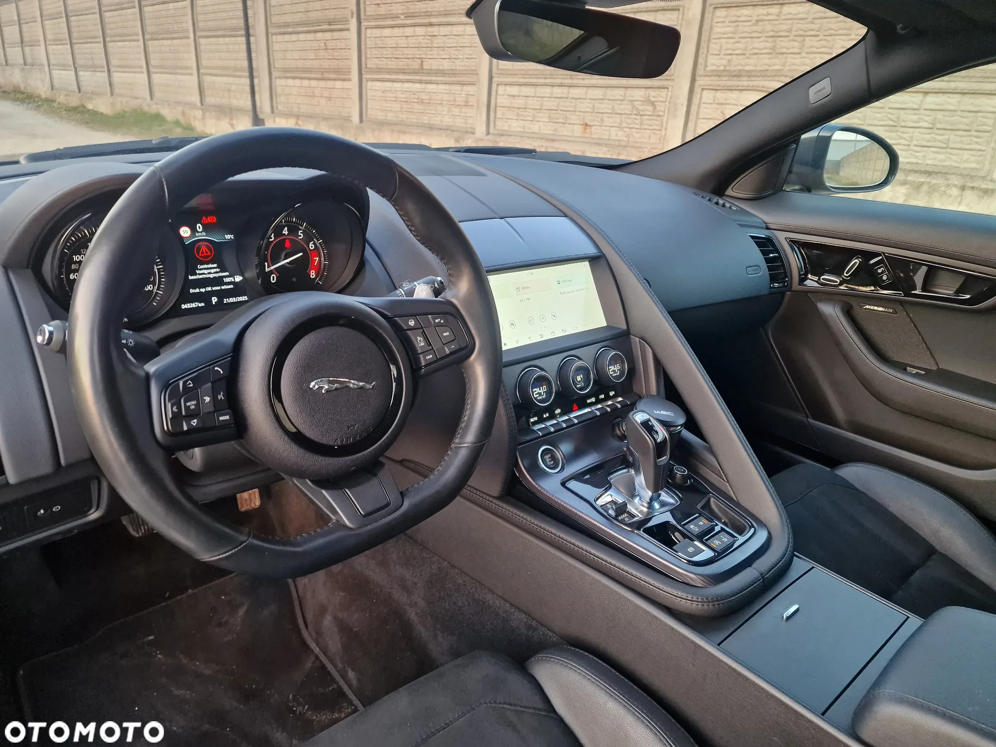 Jaguar F-Type 2.0 Turbo R-Dynamic - 8