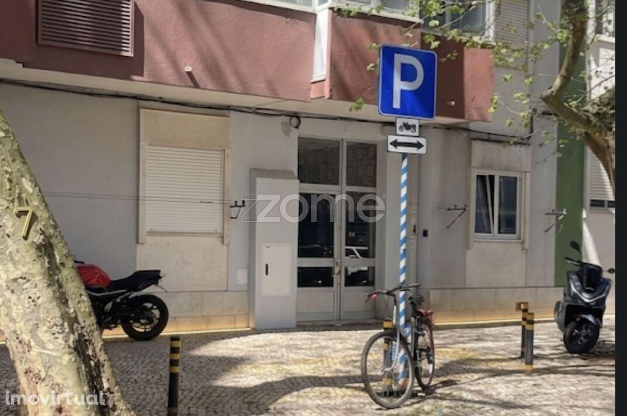 T0 em Paço de Arcos - Grande imagem: 2/15