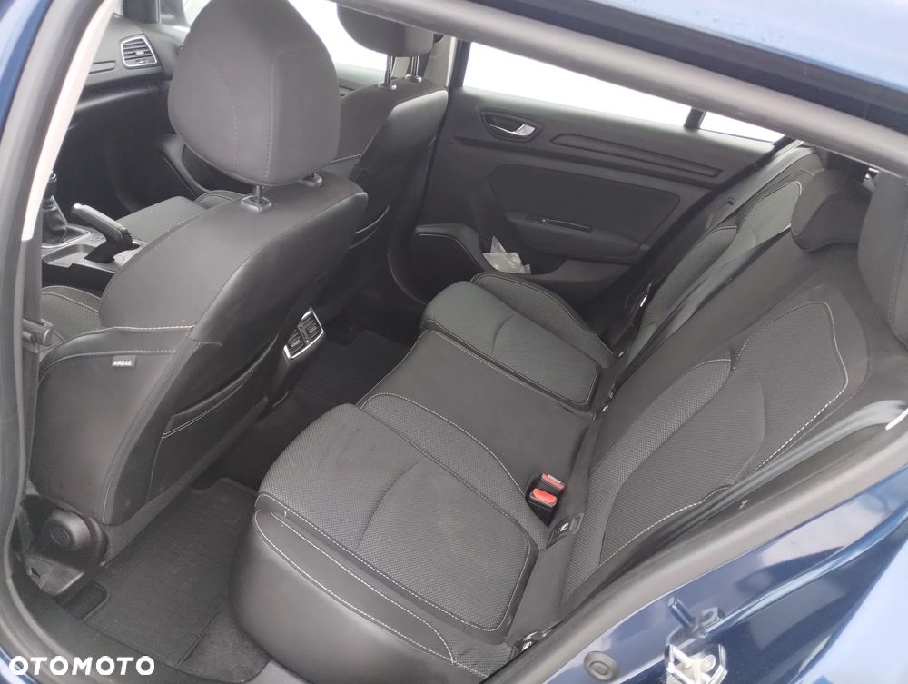 Renault Megane 1.5 Blue dCi Zen - 10
