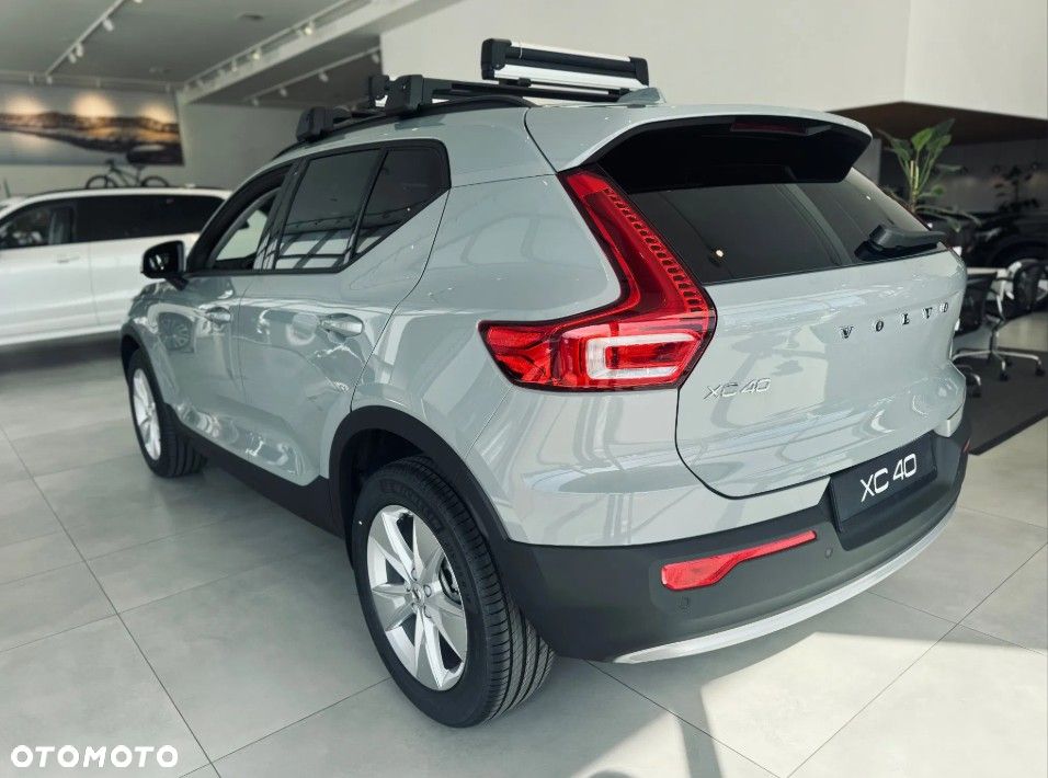 Volvo XC 40 B3 Essential - 2