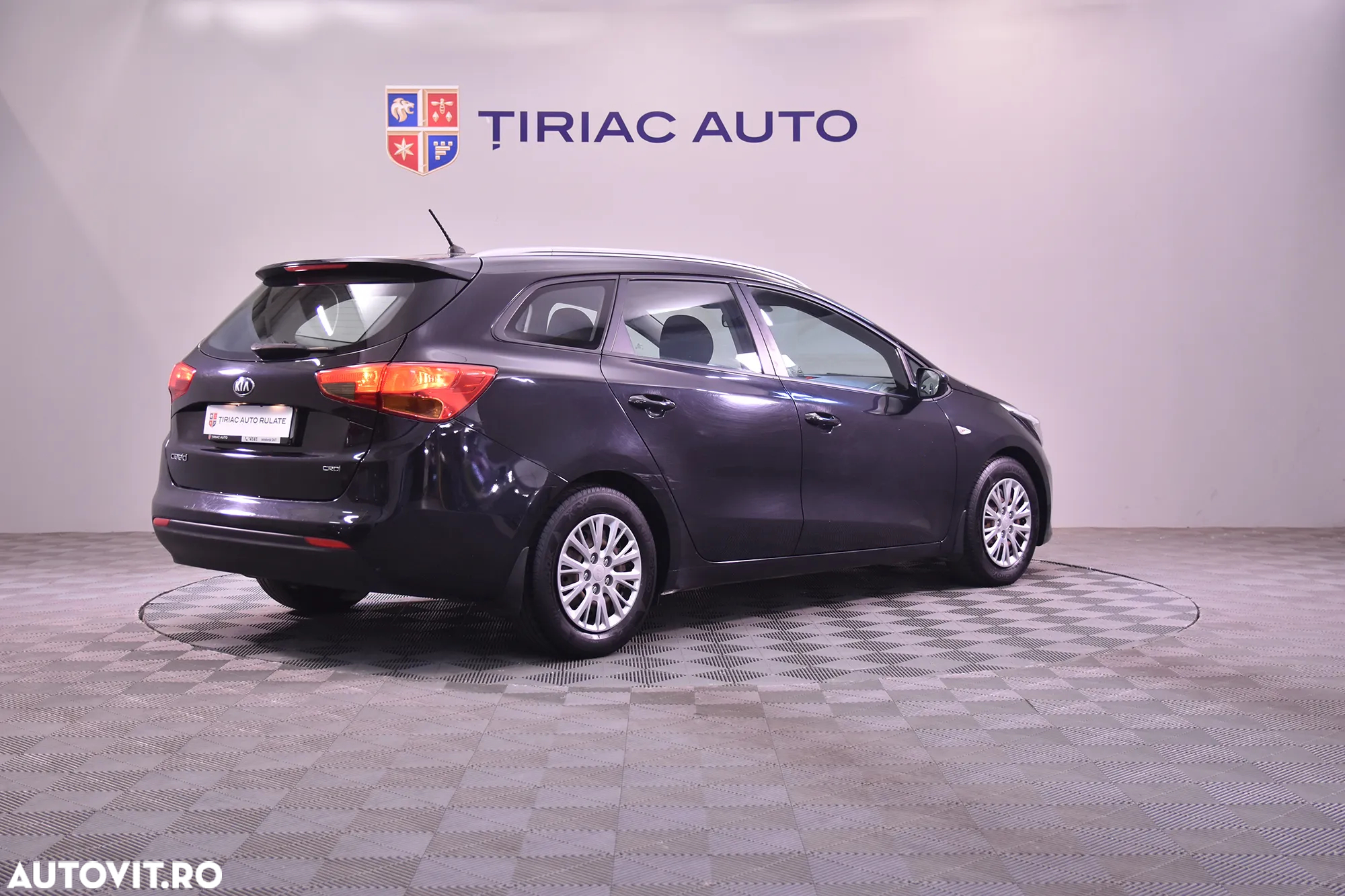 Kia Ceed - 5