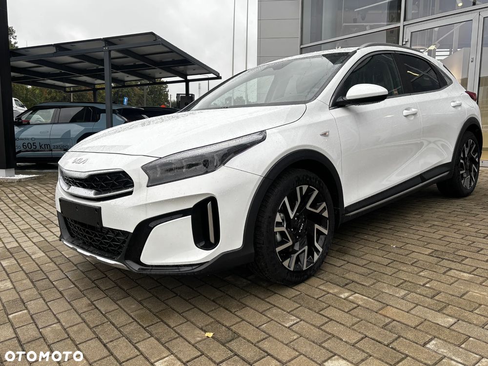 Kia XCeed 1.5 T-GDI M - 2