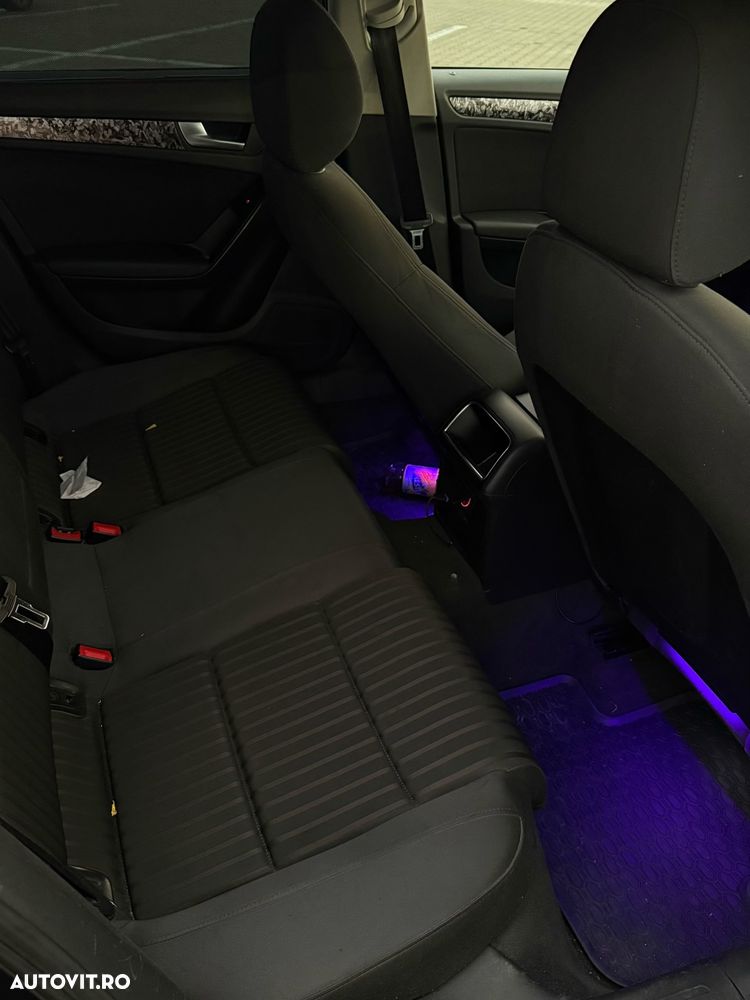 Audi A4 Avant 2.0 TDI - 15