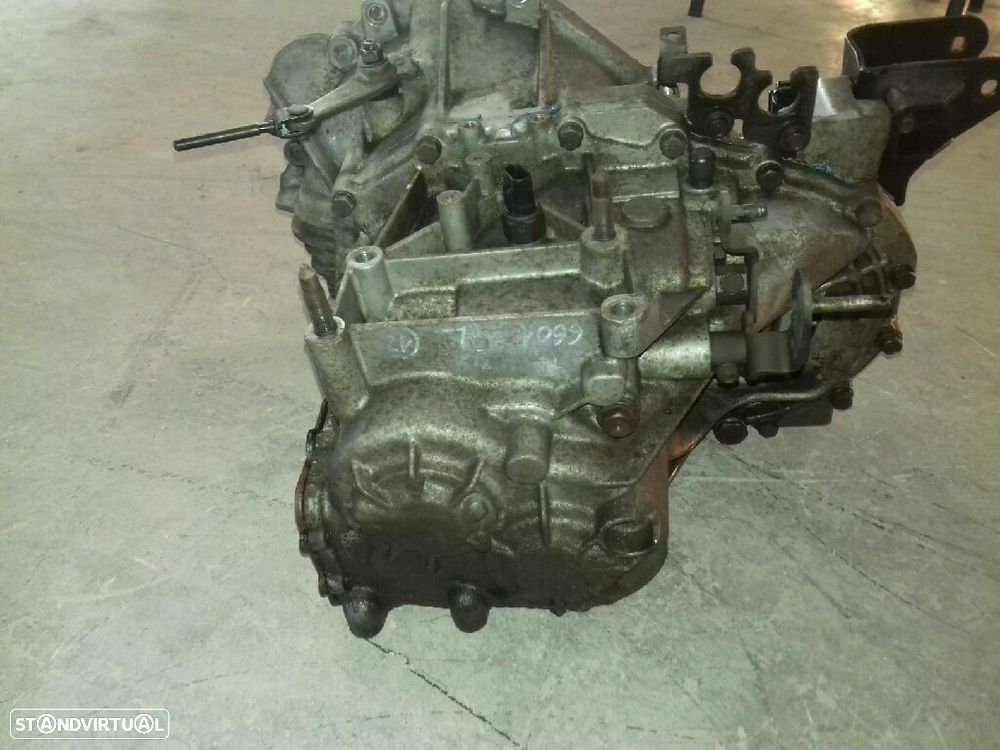 CAIXA VELOCIDADES KIA MAGENTIS 2001 - 3