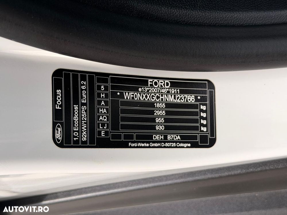 Ford Focus 1.0 EcoBoost Active Business - 40