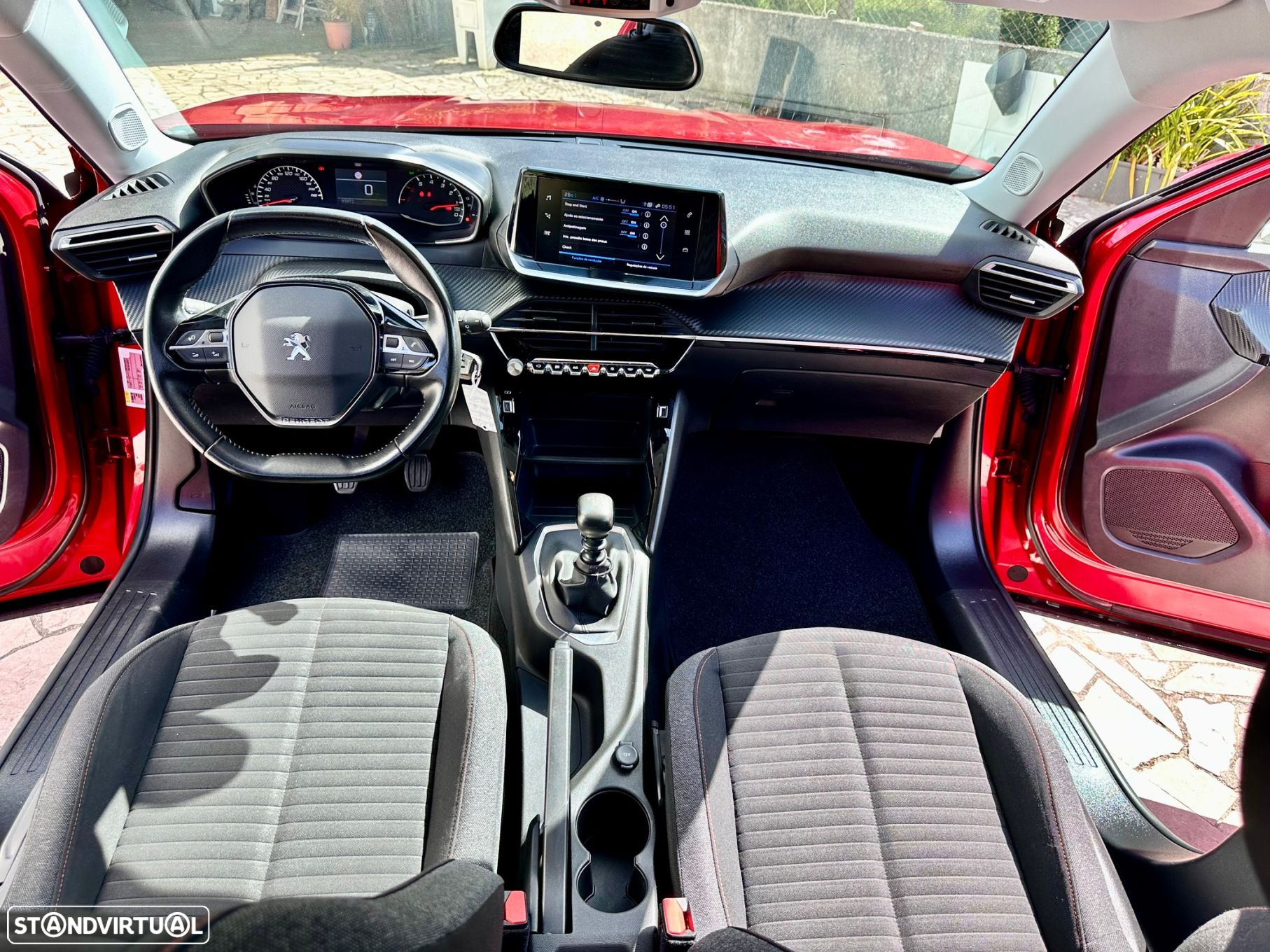 Peugeot 2008 1.2 PureTech Allure - 36