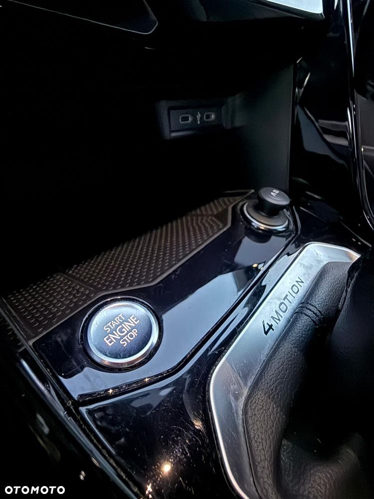 Volkswagen T-Roc 2.0 TSI 4Motion R-Line DSG - 3