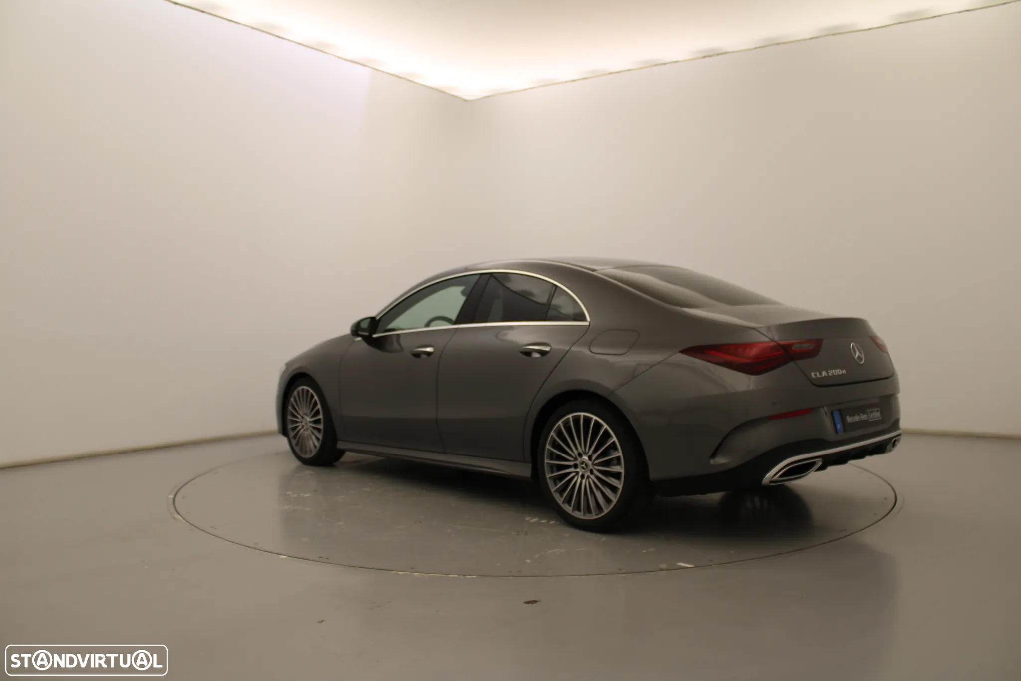 Mercedes-Benz CLA 200 d - 10