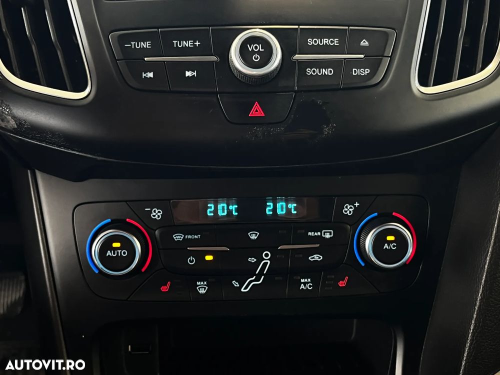 Ford Focus - 20