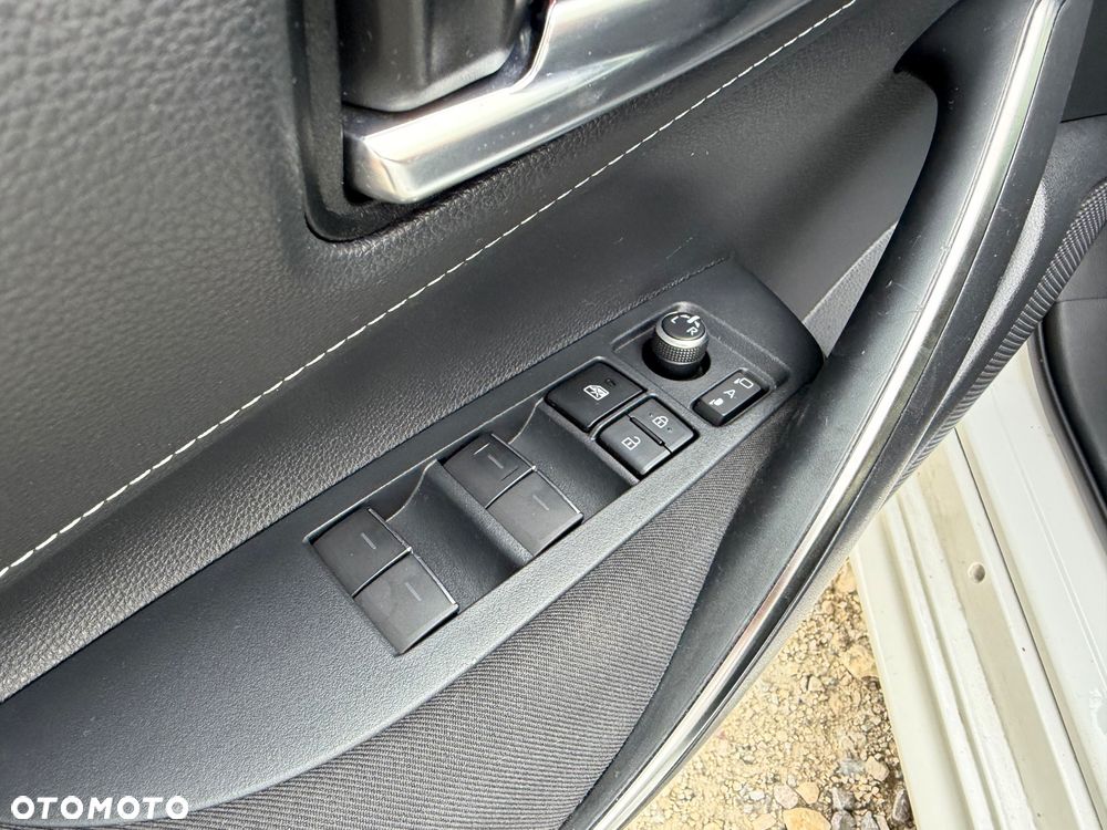 Toyota Corolla 1.8 Hybrid Comfort - 16