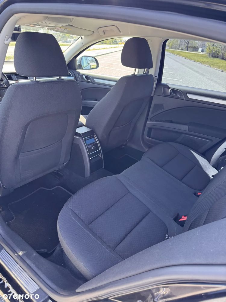 Skoda Superb 2.0 TDI Ambition DSG - 8