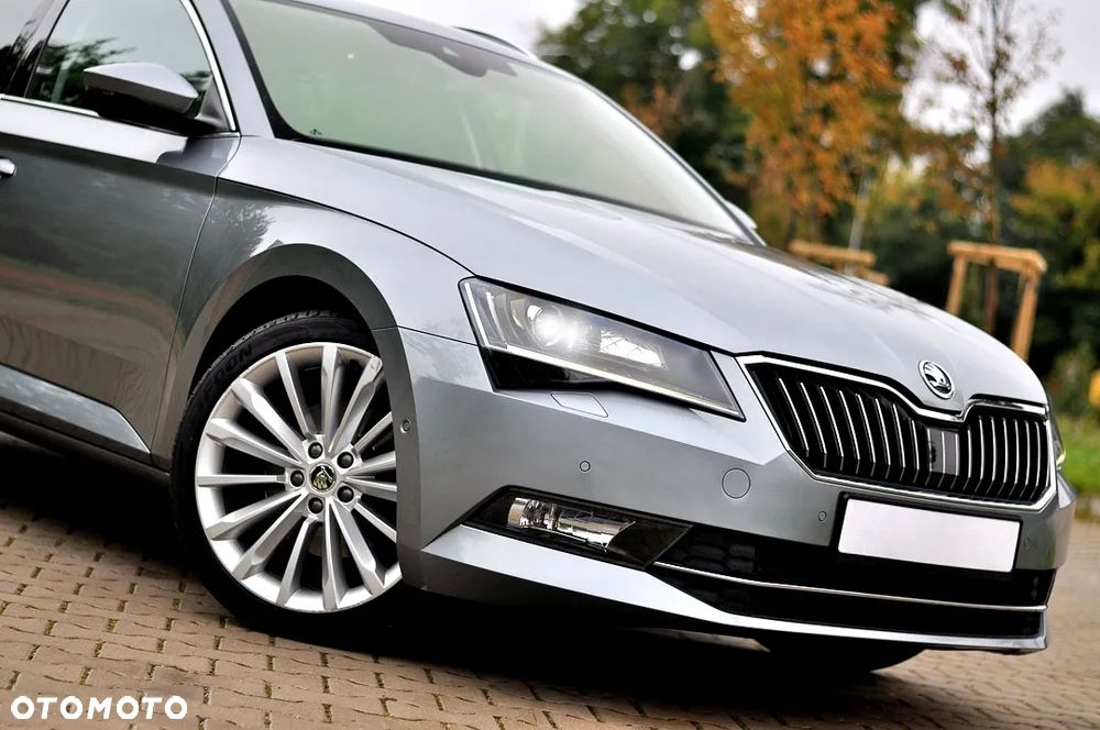Skoda Superb 2.0 TDI Style DSG - 2