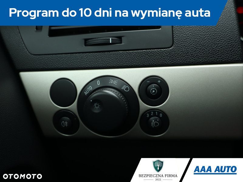 Opel Astra - 20