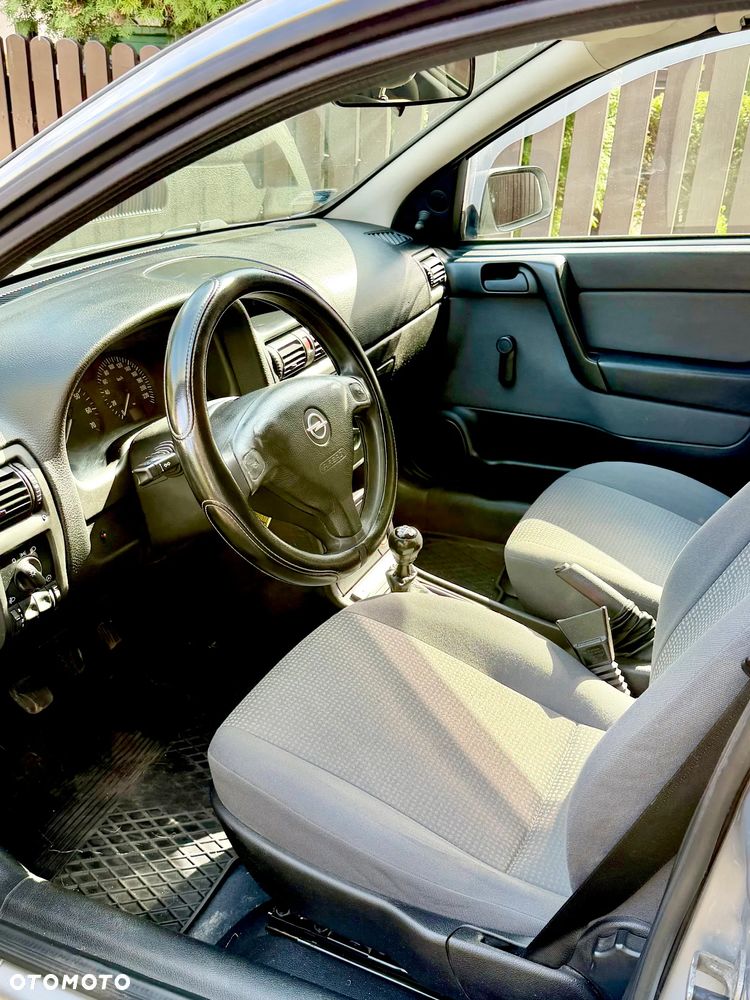 Opel Astra - 9