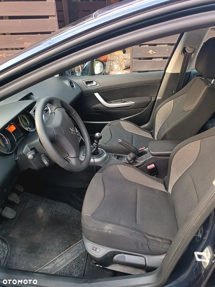 Peugeot 308 1.6 HDi Premium - 6