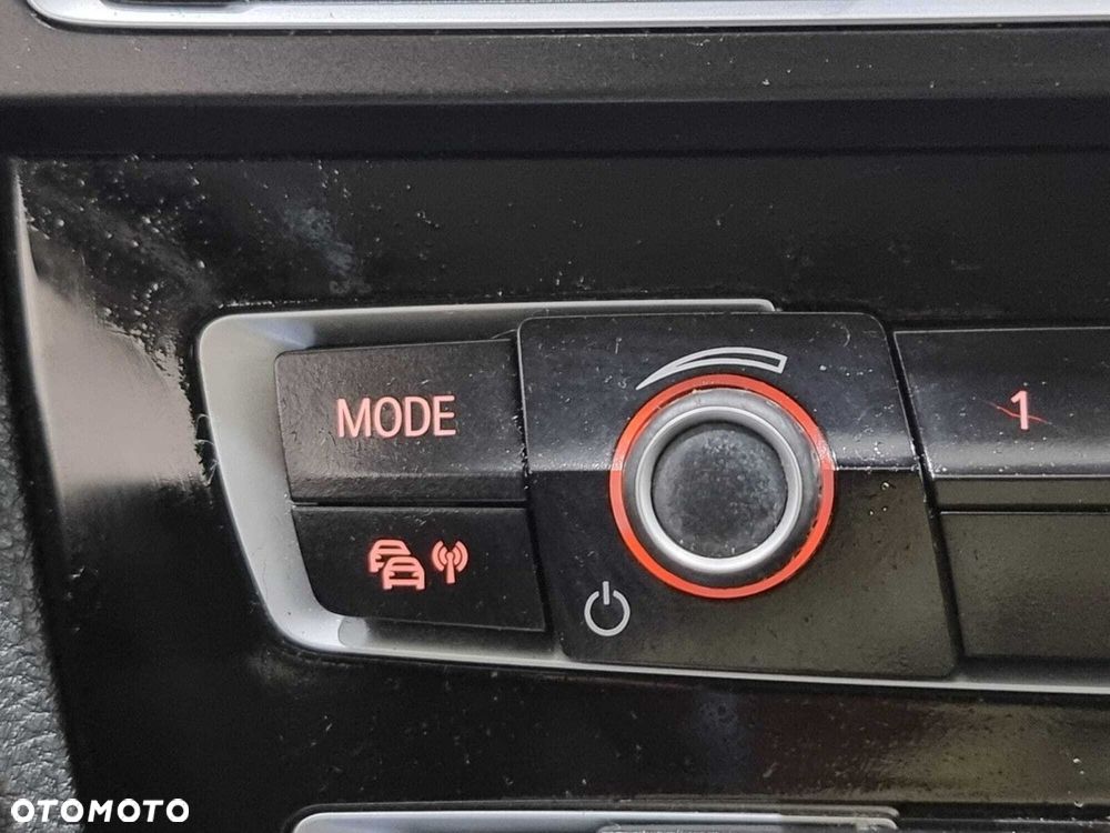 BMW Seria 1 - 32