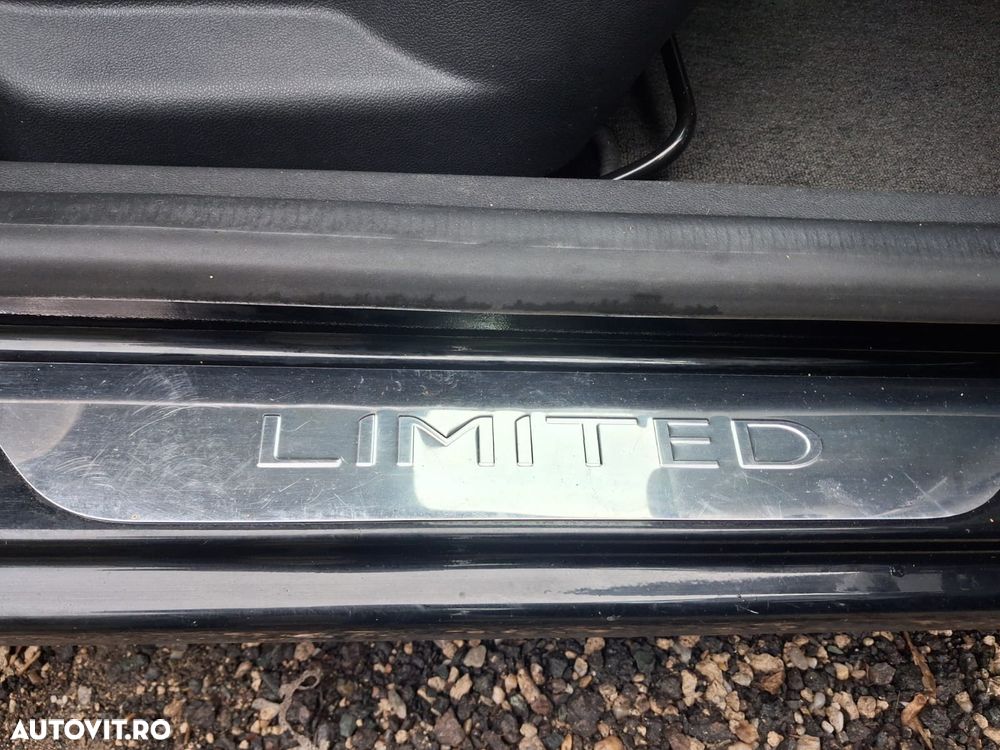 Renault Clio TCe 90 EVOLUTION - 12