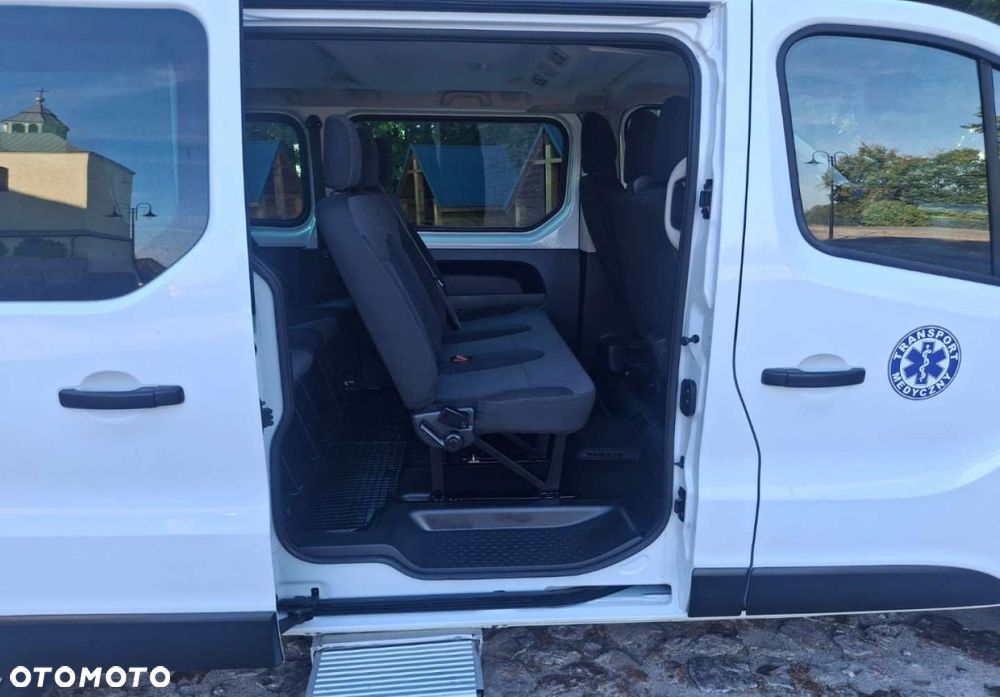 Renault Trafic - 26
