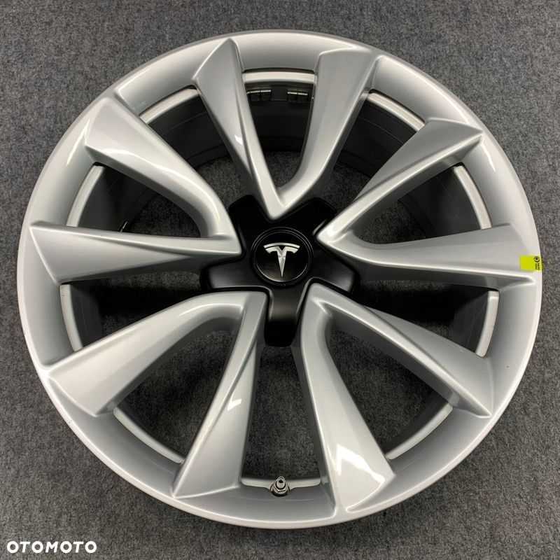 FELGA TESLA MODEL 3 PERFORMANCE 19” 19 1044224-00-B CZUJNIK RDC BLUETOOTH - 1