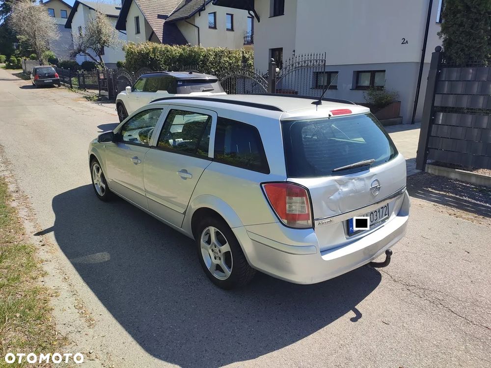 Opel Astra 1.9 CDTI - 5