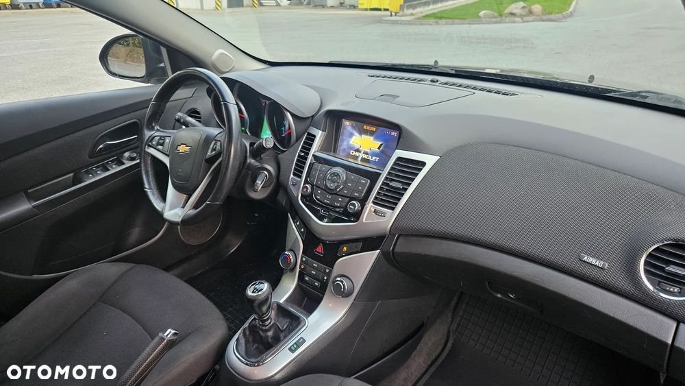 Chevrolet Cruze 1.4T LTZ+ - 26