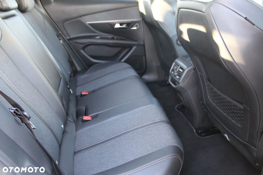 Peugeot 3008 BlueHDi 180 Stop & Start EAT8 GT - 9