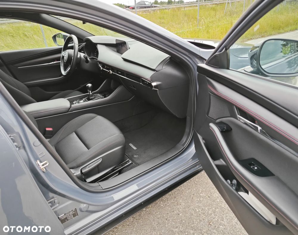 Mazda 3 e-SKYACTIV-G 2.0 M HYBRID 150 HOMURA - 17