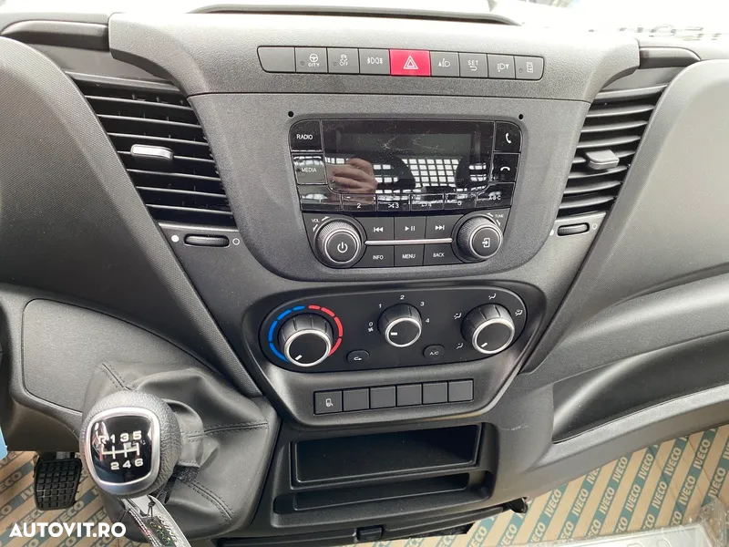 Iveco Daily 35C16H platforme - 15