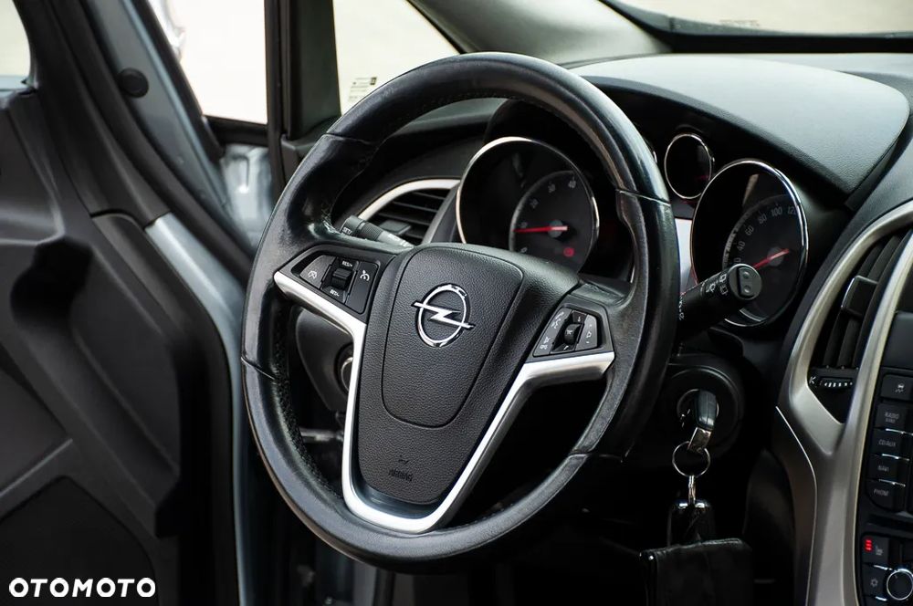 Opel Astra 1.4 Turbo Edition - 24