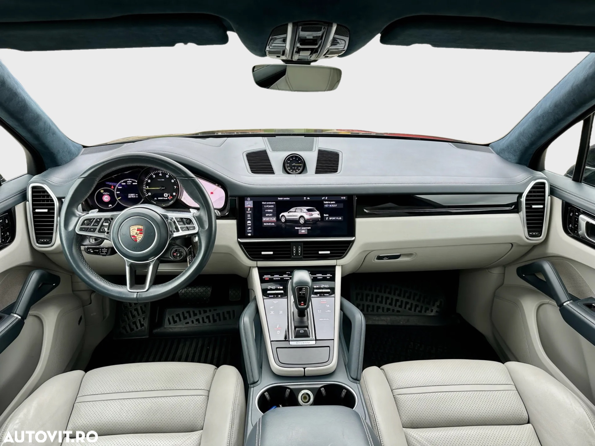 Porsche Cayenne - 8