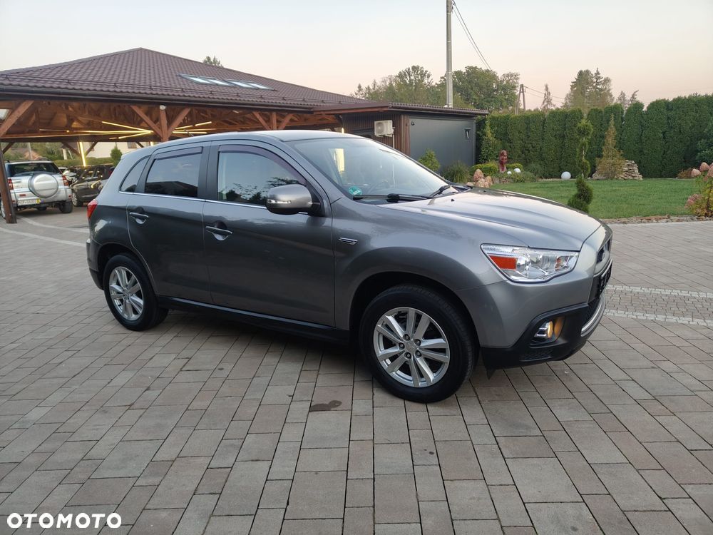 Mitsubishi ASX - 3