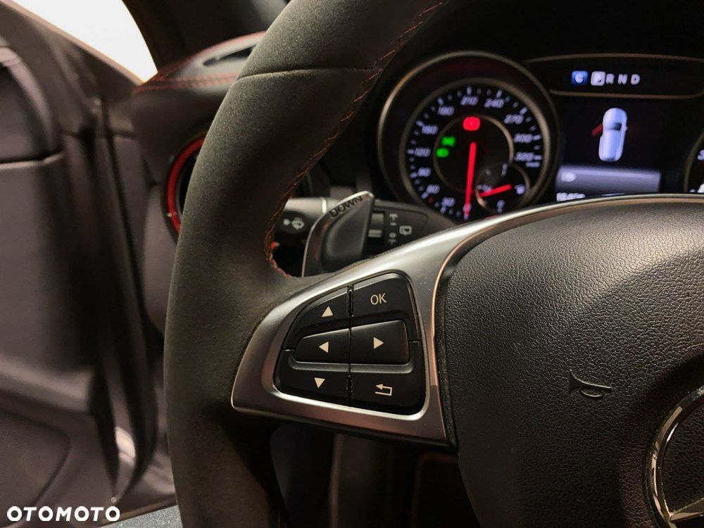 Mercedes-Benz CLA - 22