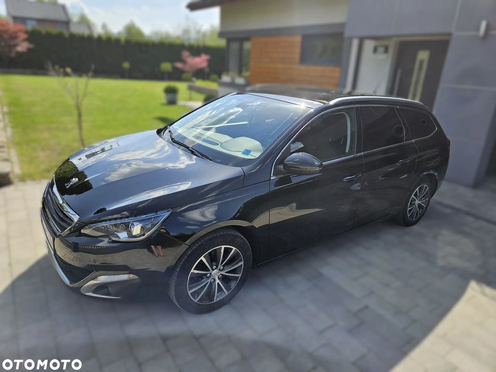 Peugeot 308 - 1