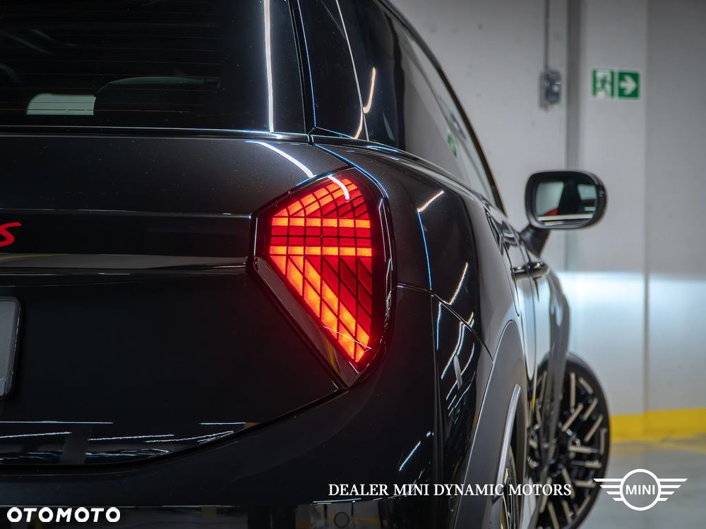 MINI Cooper S Favoured Trim - 10