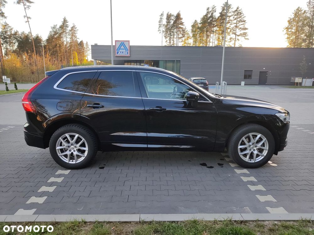 Volvo XC 60 T5 AWD Momentum - 6