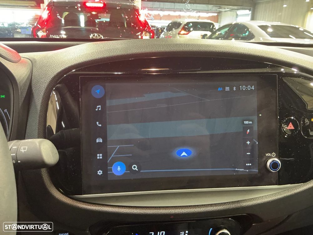 Toyota Aygo X S-CVT Black&White - 8