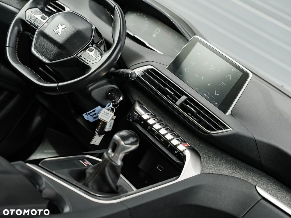 Peugeot 3008 1.5 BlueHDi Allure S&S - 20