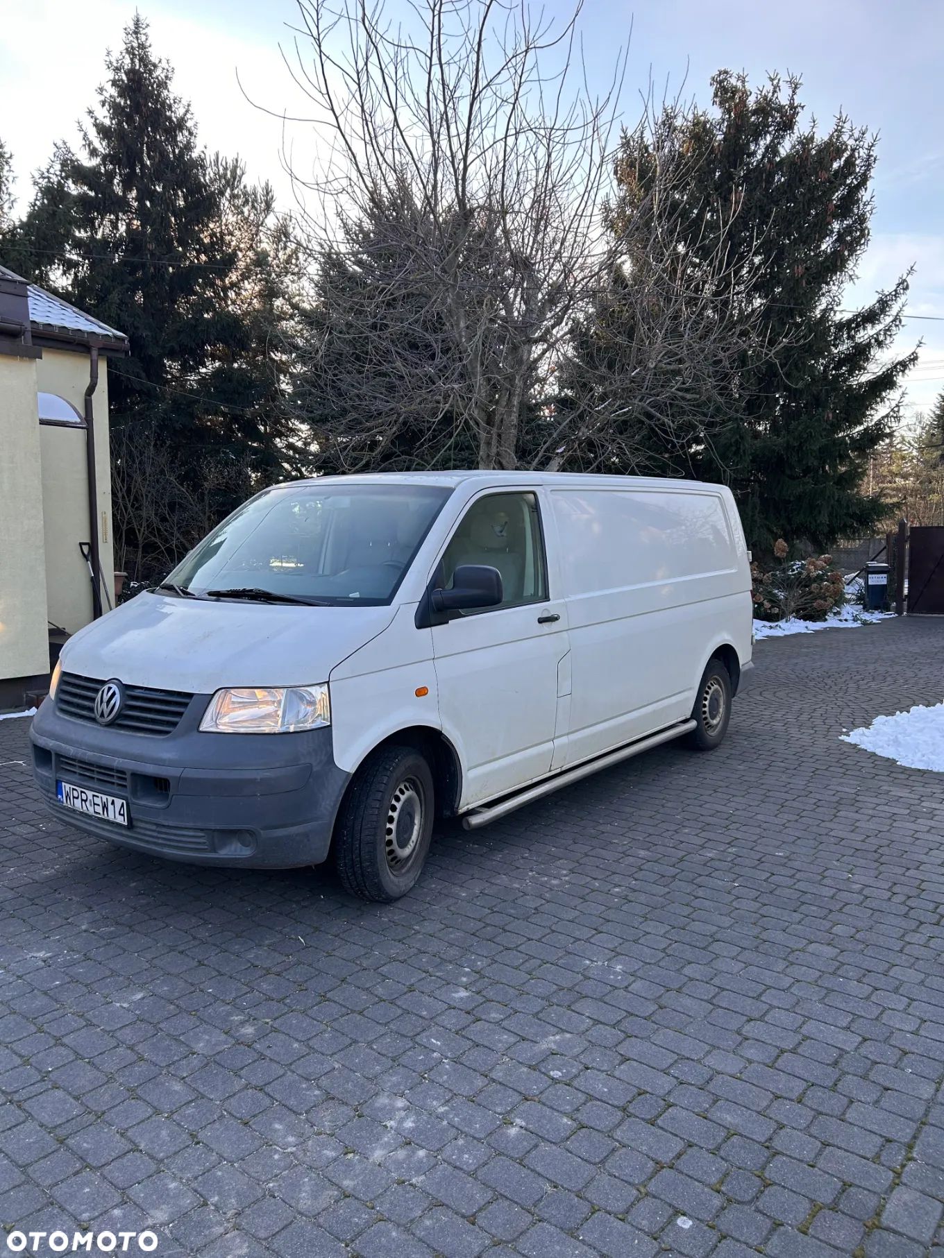 Volkswagen Transporter - 1
