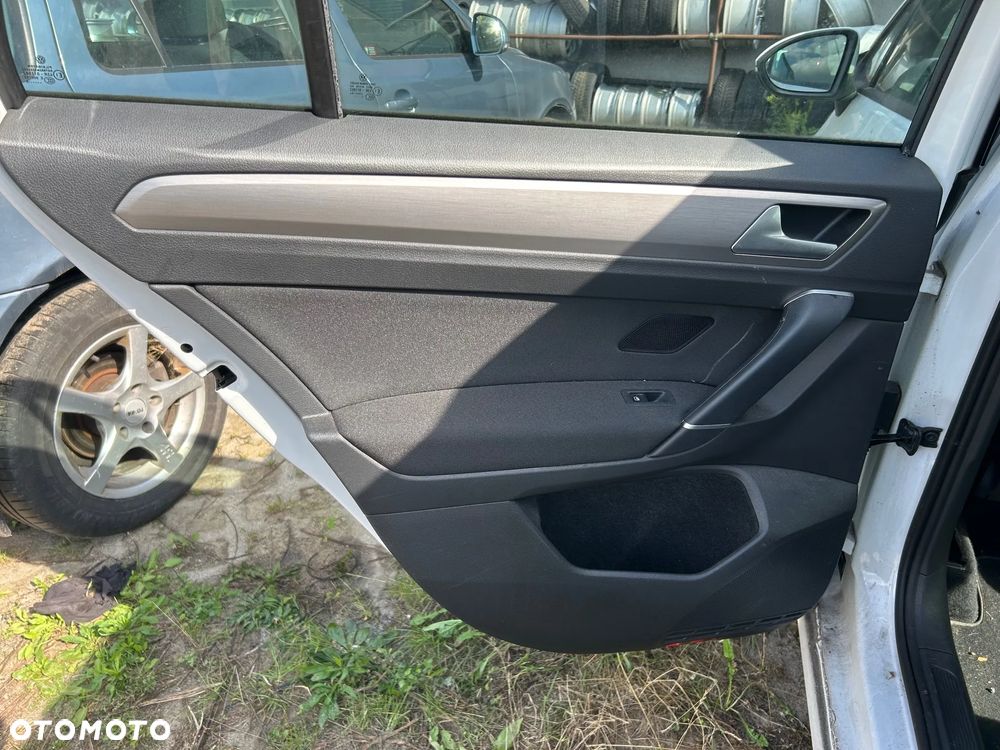 Volkswagen Golf Sportsvan 1.2 TSI BlueMotion Technology DSG Lounge - 14