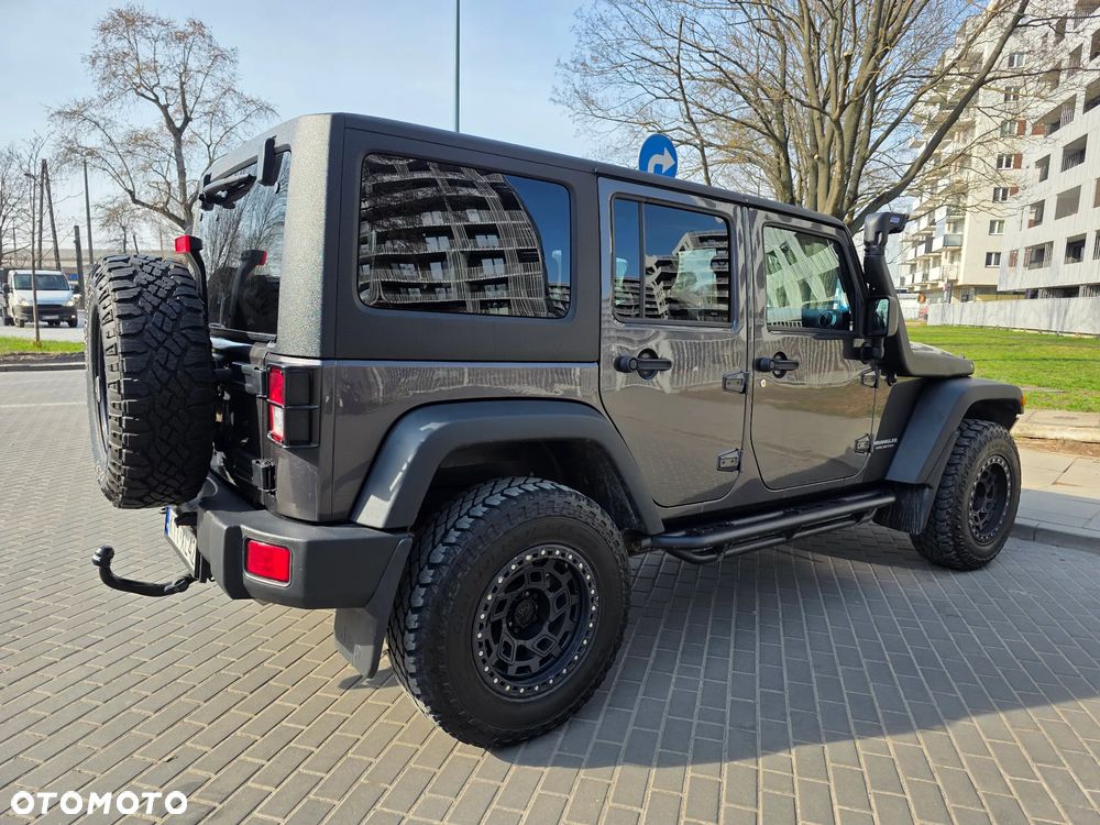 Jeep Wrangler - 23