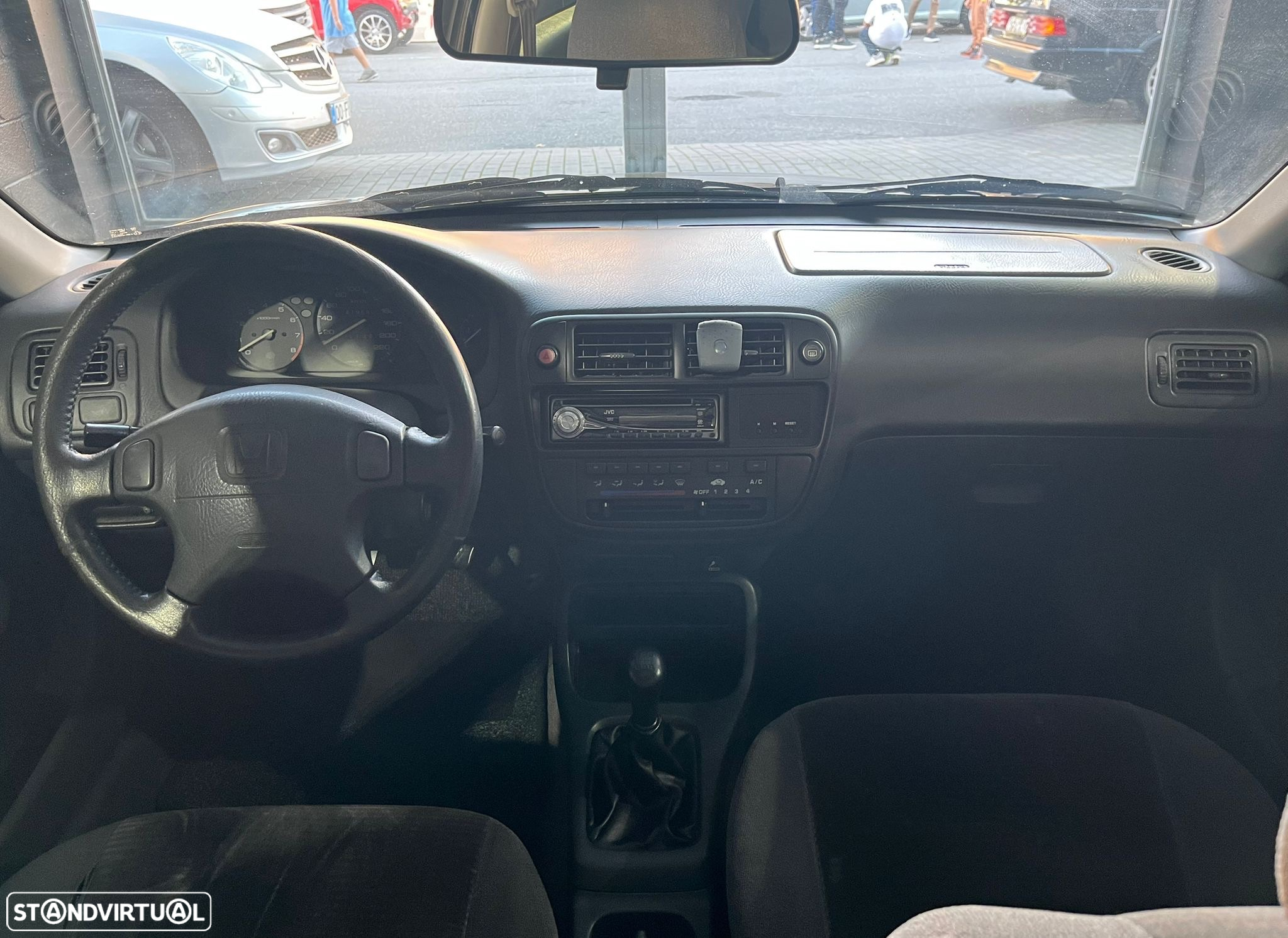 Honda Civic 1.6 SR - 9
