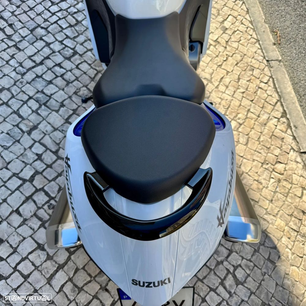 Suzuki Hayabusa GSX 1300 R - 19