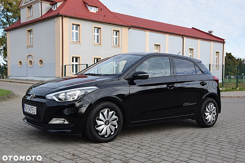 Hyundai i20 1.2 Pure - 8