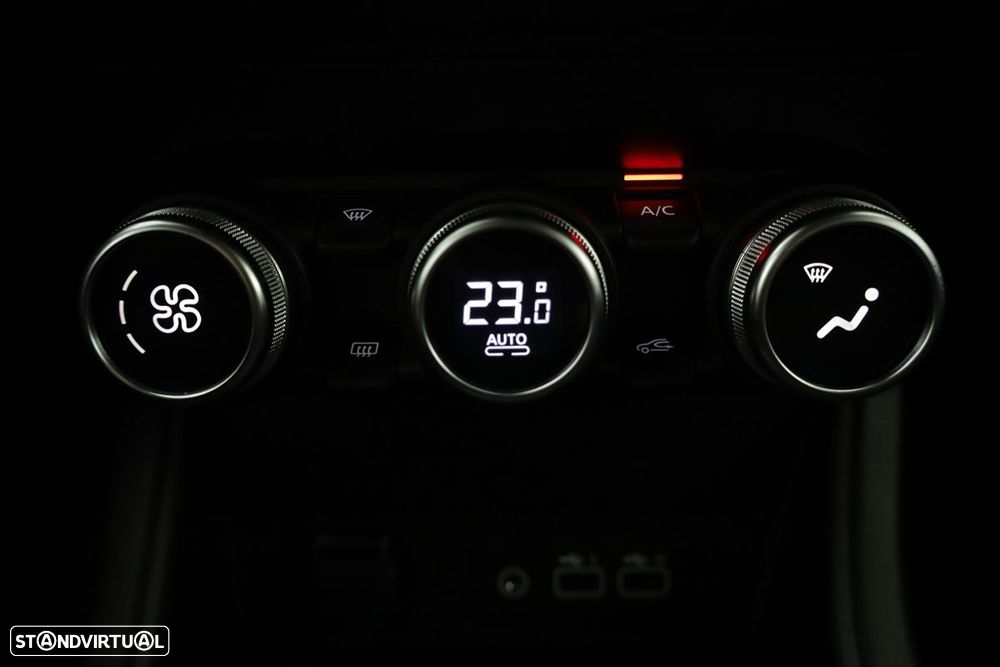 Renault Captur 1.0 TCe Techno - 12