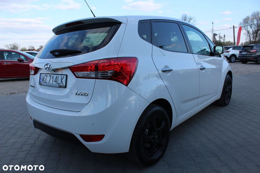 Hyundai ix20 1.6 blue YES Gold - 7