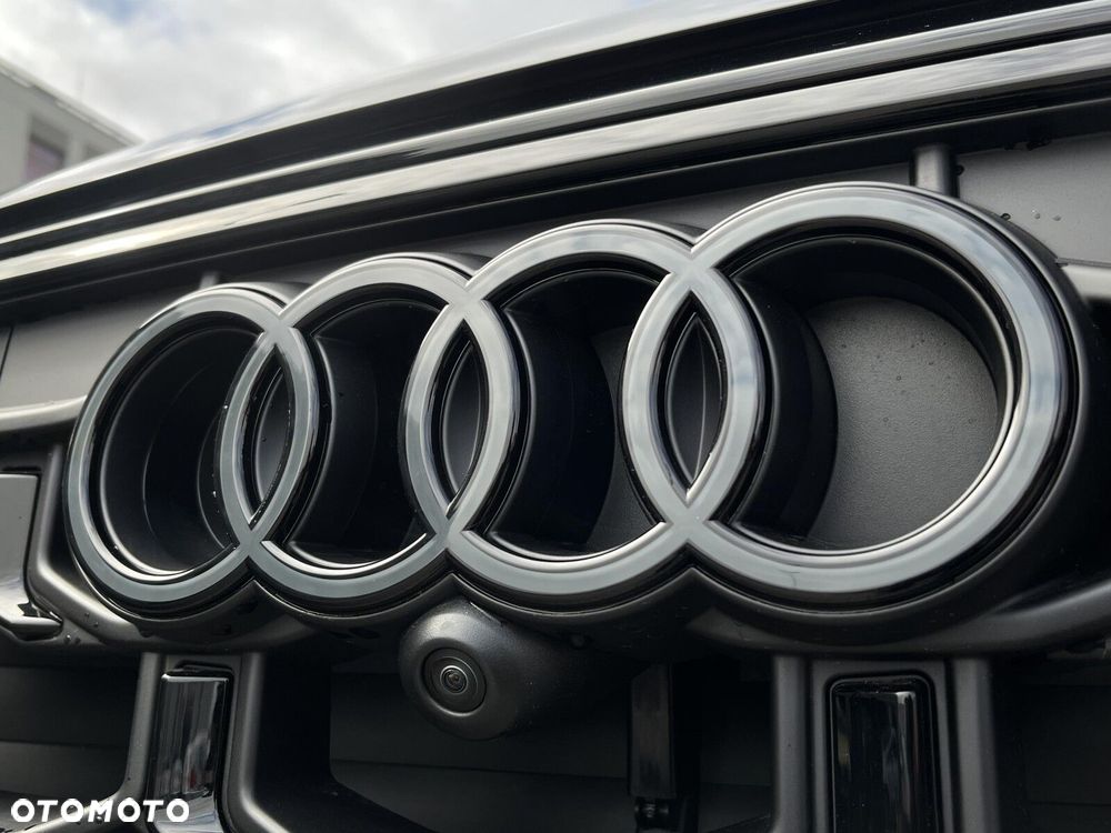 Audi Q8 - 10