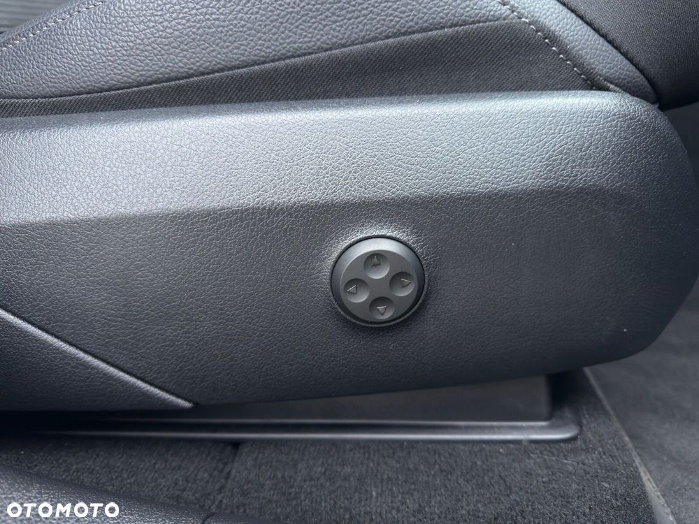 Mercedes-Benz GLC - 10