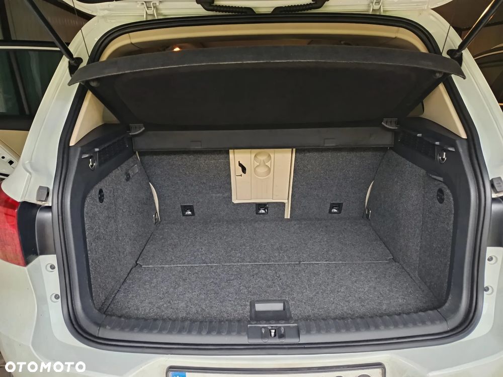 Volkswagen Tiguan - 14