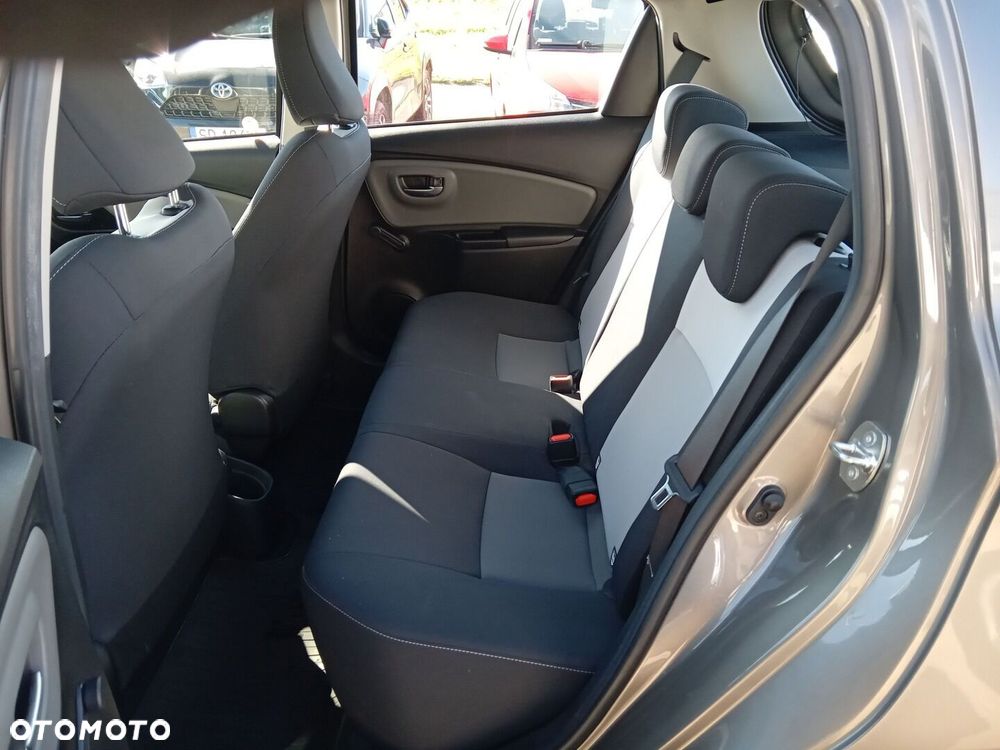 Toyota Yaris - 13